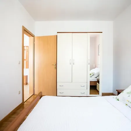 Apartment Bili Trogir