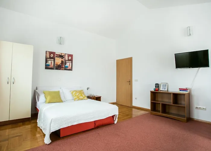 Bili דירה טרוגיר