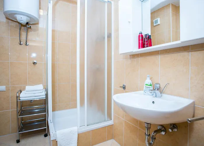 Bili 公寓 特罗吉尔